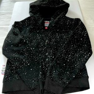 💰💰 2/$14 Boys NWOT zip up hoodie